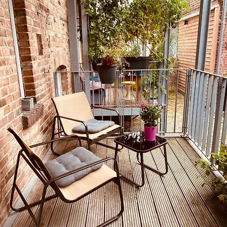 Apartment Mit Balkon Am Ice-bahnhof In Wilhelmshoehe By Castora Homes Kassel