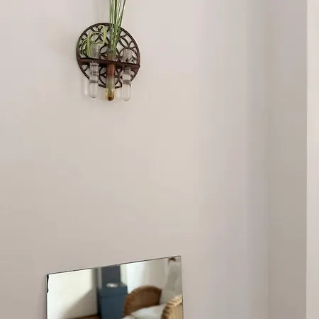 Mit Balkon Am Ice-bahnhof In Wilhelmshoehe By Castora Homes *