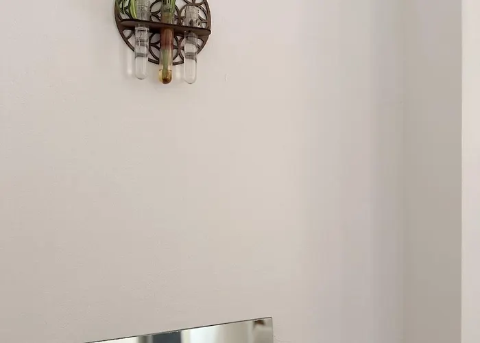 Mit Balkon Am Ice-bahnhof In Wilhelmshoehe By Castora Homes *