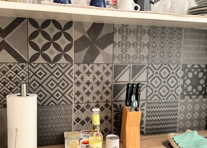 Mit Balkon Am Ice-bahnhof In Wilhelmshoehe By Castora Homes 卡塞尔