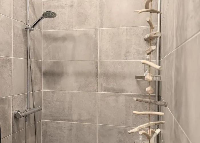 公寓 Mit Balkon Am Ice-bahnhof In Wilhelmshoehe By Castora Homes *